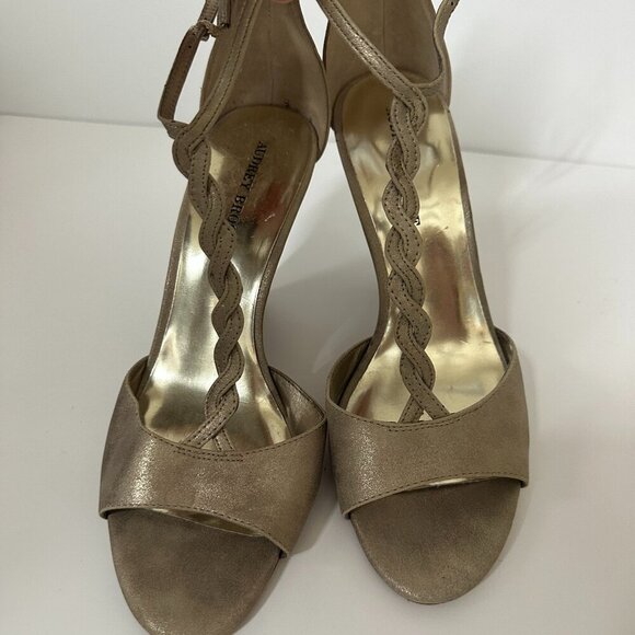 Audrey Brooke Paige Rhinestone Wedge Braided T-Strap Sandals in Gold - Size 10 - Picture 3 of 10